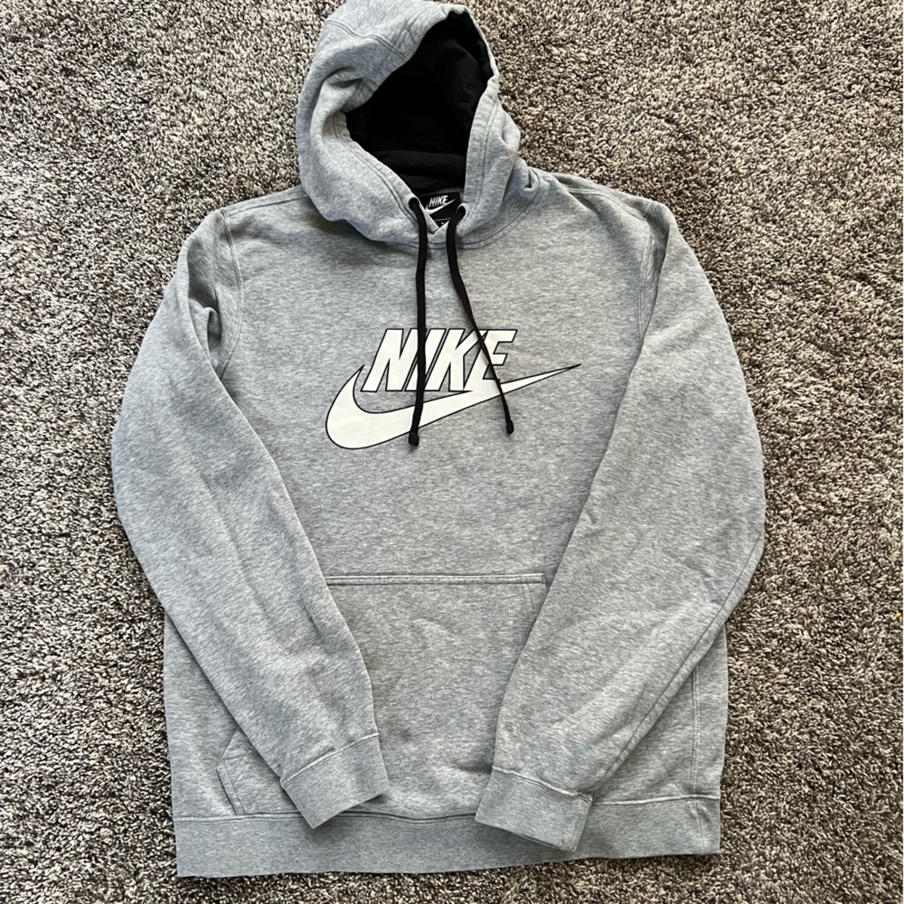 Nike mens hoodie size medium